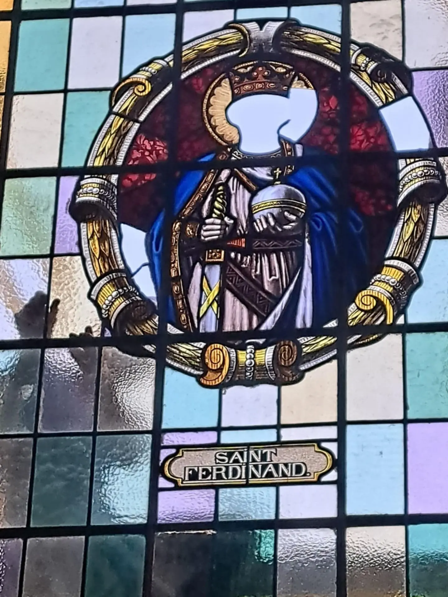 Restauration des vitraux de l'église de Thorembais les Biguines